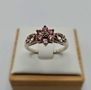 VINTAGE HAN Sterling Silver 925 Pink Stone Flower Ring Size 8.25 Helen Andrews
